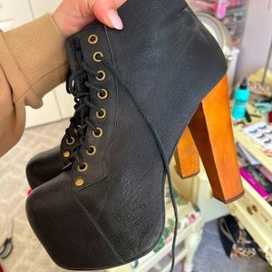 Jeffrey Campbell litas